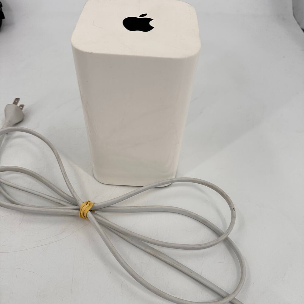 Apple AirPort Extreme A1521 Wireless Router Wi-Fi 802.11ac 3 LAN Ports White